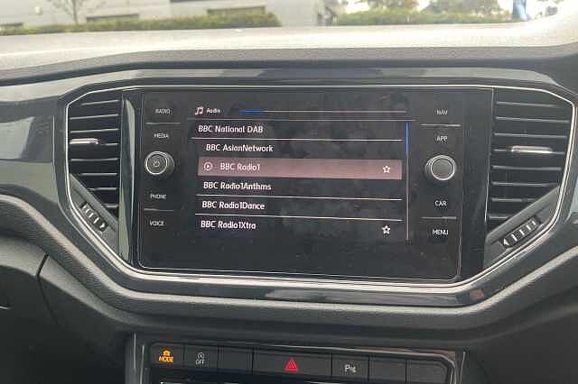 Used Volkswagen T-Roc 2019 for sale - 76040463: Photo 24