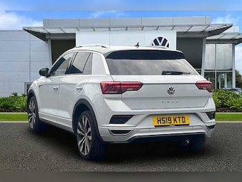Used Volkswagen T-Roc 2019 for sale - 76040463: Photo 3