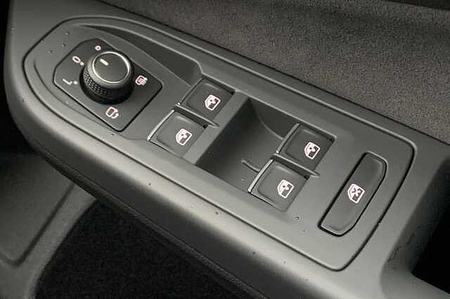 Used Volkswagen Golf 2025 for sale - 77836720: Photo 30