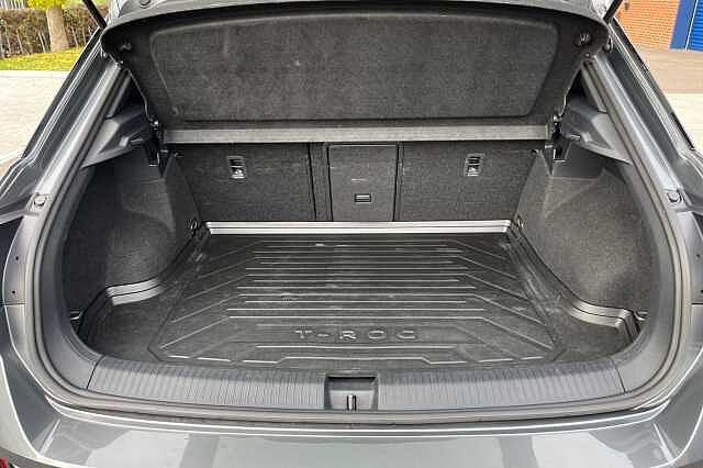 Used Volkswagen T-Roc 2023 for sale - 76211457: Photo 11