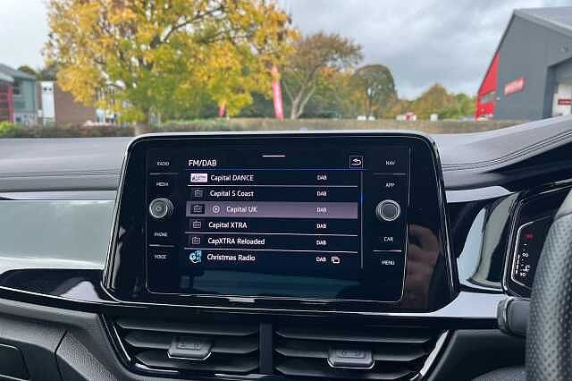 Used Volkswagen T-Roc 2023 for sale - 76211457: Photo 24