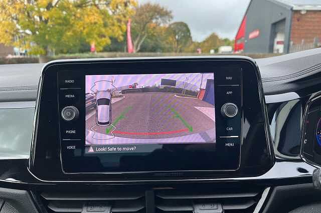 Used Volkswagen T-Roc 2023 for sale - 76211457: Photo 31