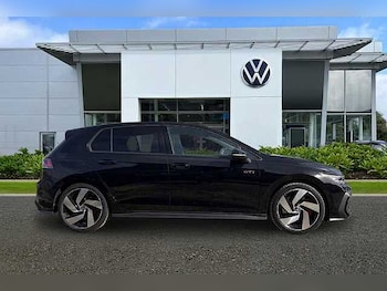Used Volkswagen Golf 2025 for sale - 78236787: Photo
