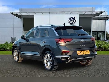 Used Volkswagen T-Roc 2020 for sale - 76505055: Photo