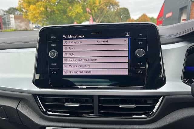 Used Volkswagen T-Roc 2022 for sale - 76133815: Photo 29