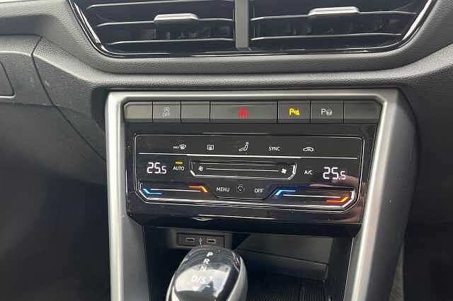 Used Volkswagen T-Roc 2022 for sale - 76133815: Photo 32