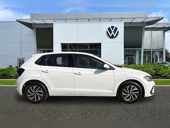 Used Volkswagen Polo 2023 for sale - 77735508: Photo