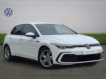 Used Volkswagen Golf 2023 for sale - 78124900: Photo