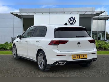 Used Volkswagen Golf 2023 for sale - 78124900: Photo