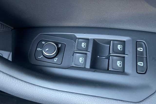 Used Volkswagen Touareg 2025 for sale - 78069787: Photo 27