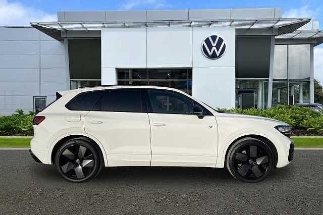 Used Volkswagen Touareg 2025 for sale - 78069787: Photo 4