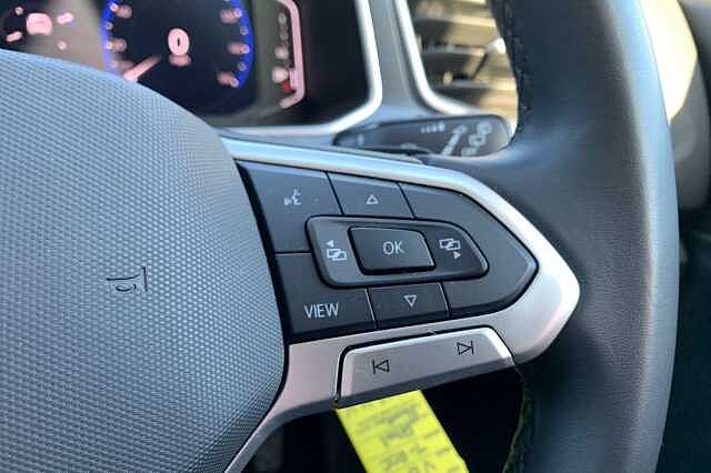 Used Volkswagen T-Roc 2023 for sale - 77516595: Photo 16