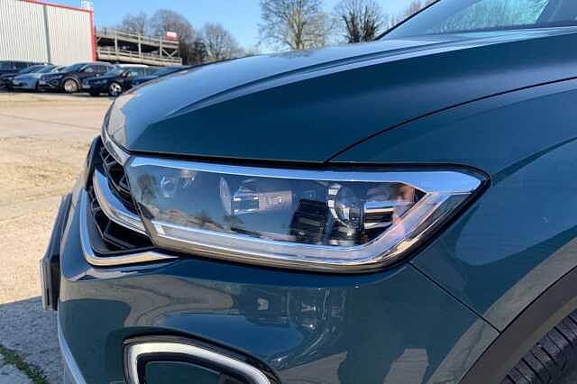 Used Volkswagen T-Roc 2023 for sale - 77516595: Photo 19