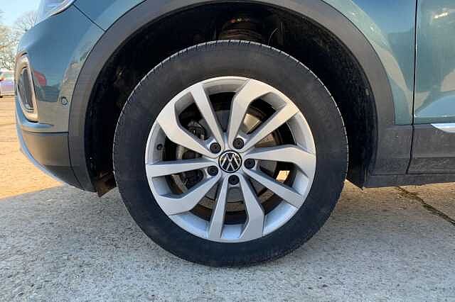 Used Volkswagen T-Roc 2023 for sale - 77516595: Photo 24