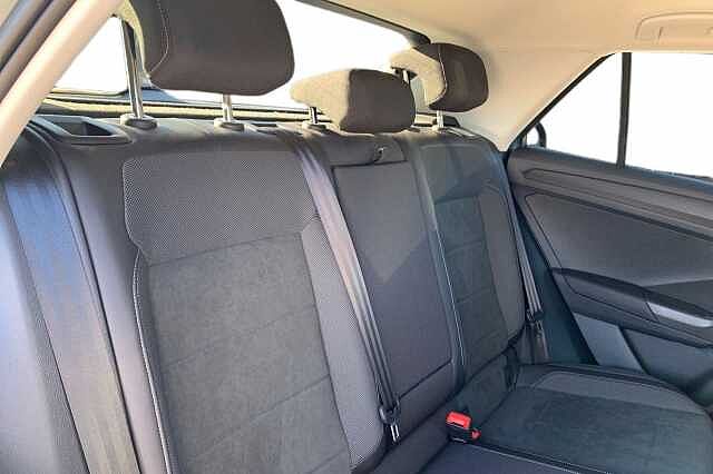 Used Volkswagen T-Roc 2023 for sale - 77516595: Photo 8