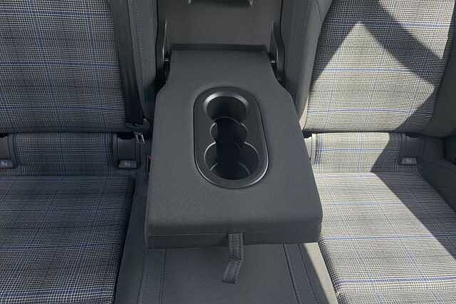 Used Volkswagen Golf 2025 for sale - 76422480: Photo 28