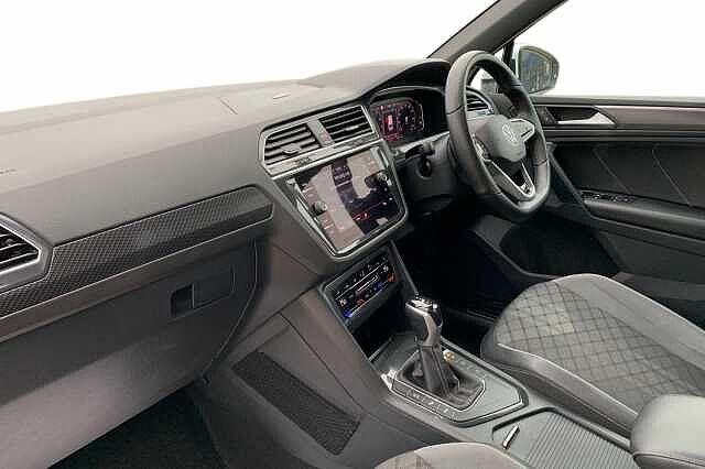 Used Volkswagen Tiguan 2023 for sale - 77220864: Photo 2