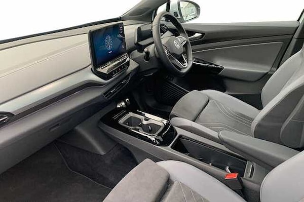 Used Volkswagen ID.5 2023 for sale - 69656344: Photo 2