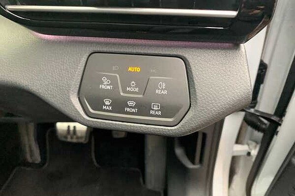 Used Volkswagen ID.5 2023 for sale - 69656344: Photo 32