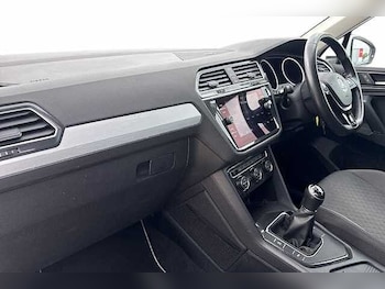 Used Volkswagen Tiguan 2019 for sale - 79156323: Photo