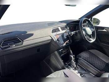 Used Volkswagen Tiguan 2022 for sale - 76040472: Photo 2