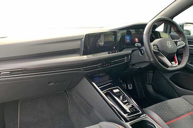 Used Volkswagen Golf 2023 for sale - 76396768: Photo 2