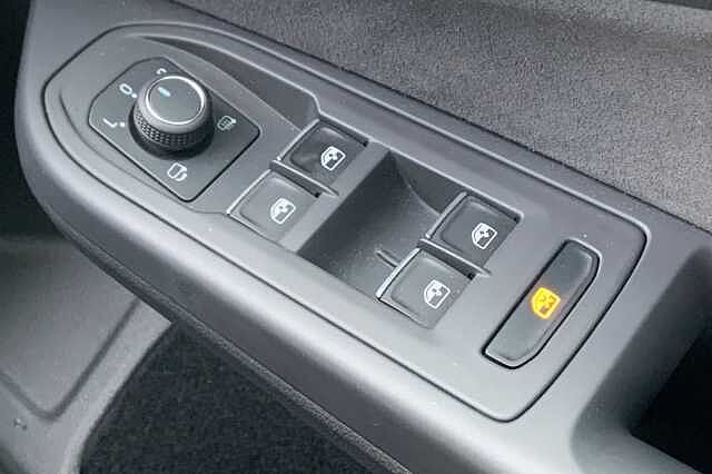 Used Volkswagen Golf 2023 for sale - 76396768: Photo 31