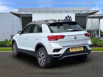 Used Volkswagen T-Roc 2020 for sale - 75778282: Photo