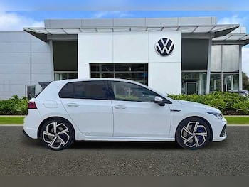 Used Volkswagen Golf 2023 for sale - 75385344: Photo