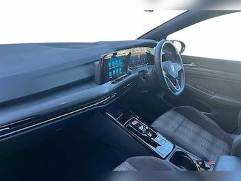 Used Volkswagen Golf 2022 for sale - 77639513: Photo