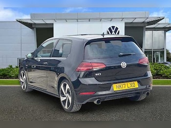 Used Volkswagen Golf 2017 for sale - 77609726: Photo