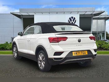 Used Volkswagen T-Roc 2021 for sale - 77085592: Photo