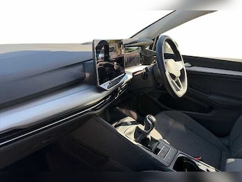 Used Volkswagen Golf 2025 for sale - 78383185: Photo