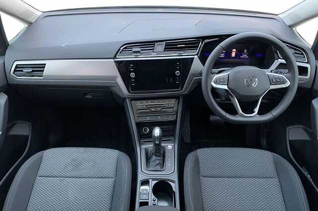 Used Volkswagen Touran 2025 for sale - 77328929: Photo 10