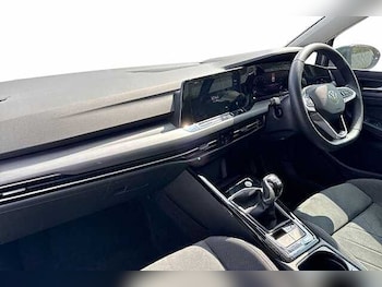 Used Volkswagen Golf 2024 for sale - 79156326: Photo