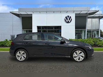 Used Volkswagen Golf 2024 for sale - 79156326: Photo