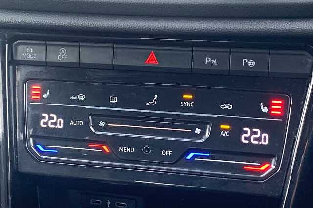 Used Volkswagen T-Roc 2023 for sale - 76280650: Photo 29