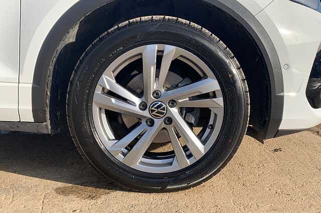 Used Volkswagen T-Roc 2023 for sale - 76280650: Photo 5