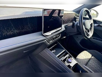 Used Volkswagen Tiguan 2024 for sale - 78242345: Photo