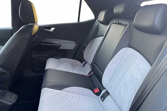 Used Volkswagen ID.3 2023 for sale - 76559632: Photo 8