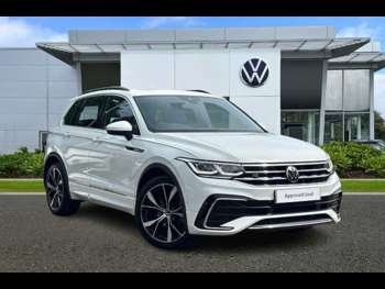 2023 (23) - 1.5 TSI (150ps) R-Line EVO DSG + PANORAMIC SUNROOF 5-Door