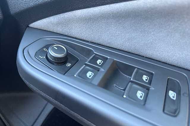 Used Volkswagen Golf 2022 for sale - 76611716: Photo 32