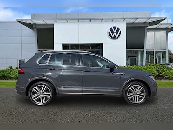 Used Volkswagen Tiguan 2022 for sale - 77836722: Photo