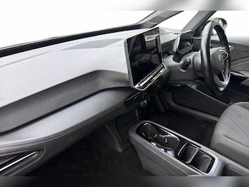 Used Volkswagen ID.3 2024 for sale - 78920668: Photo