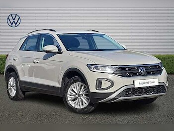 Used Volkswagen T-Roc 2022 for sale - 77650419: Photo