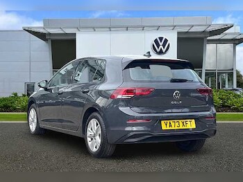 Used Volkswagen Golf 2024 for sale - 78111849: Photo