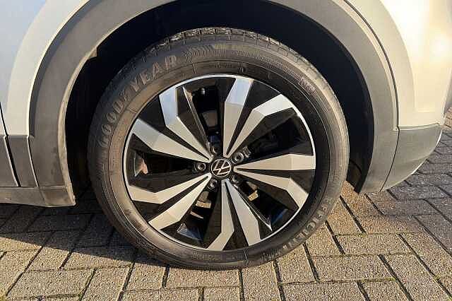 Used Volkswagen T-Cross 2022 for sale - 76605445: Photo 5