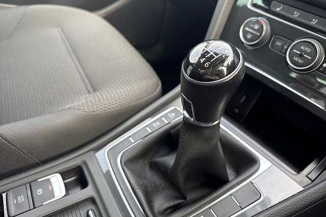 Used Volkswagen Golf 2020 for sale - 76280657: Photo 19