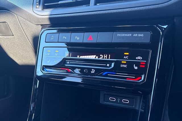 Used Volkswagen T-Cross 2022 for sale - 77038694: Photo 28