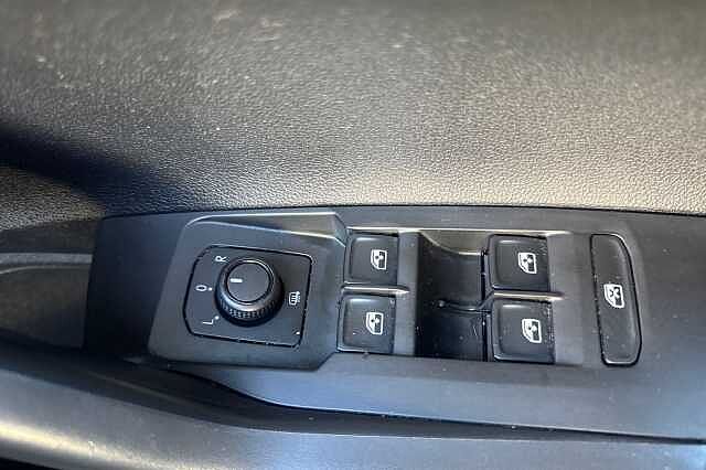 Used Volkswagen Polo 2019 for sale - 76611714: Photo 30